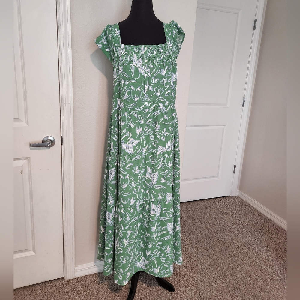 Chic Green Floral Maxi Dress